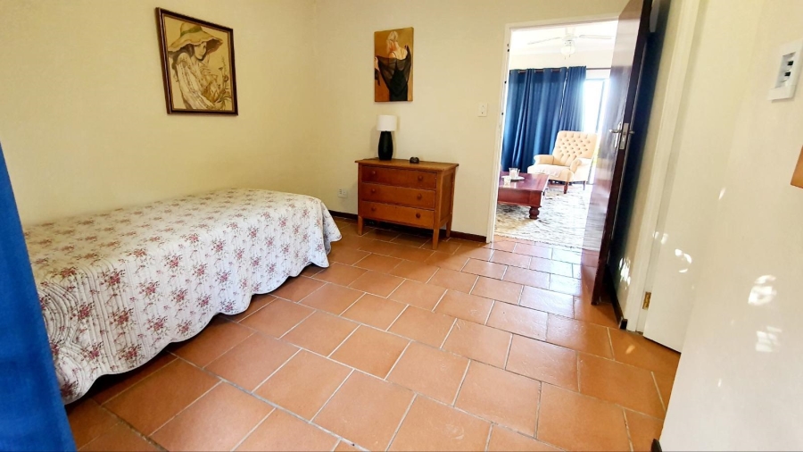 To Let 1 Bedroom Property for Rent in Heldervue Western Cape